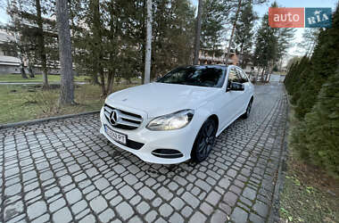 Седан Mercedes-Benz E-Class 2013 в Бориславе