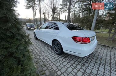 Седан Mercedes-Benz E-Class 2013 в Бориславе