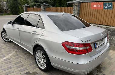 Седан Mercedes-Benz E-Class 2011 в 