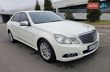 Седан Mercedes-Benz E-Class 2011 в Києві