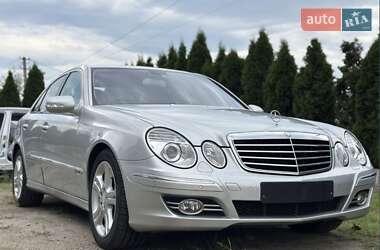 Седан Mercedes-Benz E-Class 2007 в Киеве