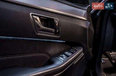 Седан Mercedes-Benz E-Class 2015 в 