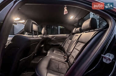 Седан Mercedes-Benz E-Class 2015 в 