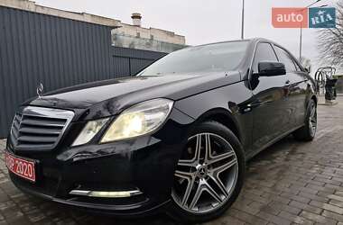 Седан Mercedes-Benz E-Class 2011 в Миргороді