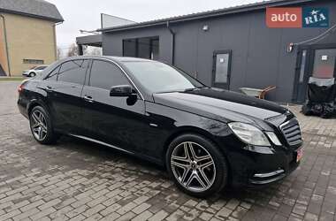 Седан Mercedes-Benz E-Class 2011 в Миргороді