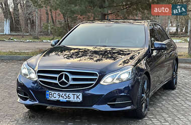 Седан Mercedes-Benz E-Class 2015 в Самборі