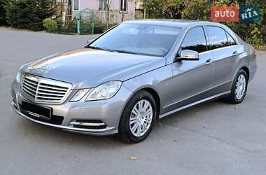 Седан Mercedes-Benz E-Class 2012 в 