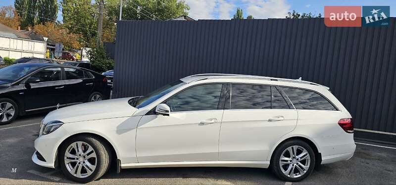 Универсал Mercedes-Benz E-Class 2013 в Житомире
