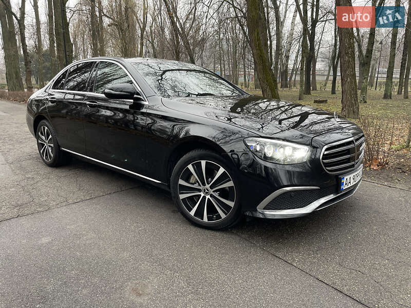 Седан Mercedes-Benz E-Class 2020 в Киеве