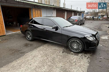 Седан Mercedes-Benz E-Class 2014 в 