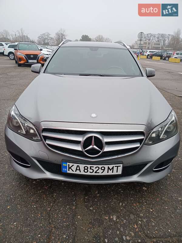 Універсал Mercedes-Benz E-Class 2013 в Києві