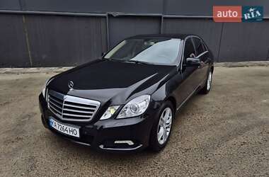 Седан Mercedes-Benz E-Class 2009 в Киеве