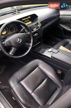 Седан Mercedes-Benz E-Class 2011 в 