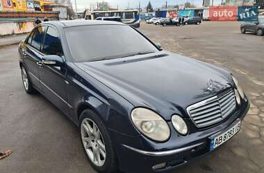 Седан Mercedes-Benz E-Class 2002 в Виннице