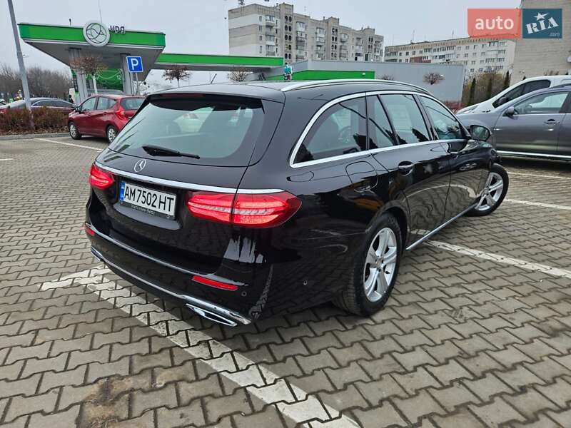 Универсал Mercedes-Benz E-Class 2016 в Житомире