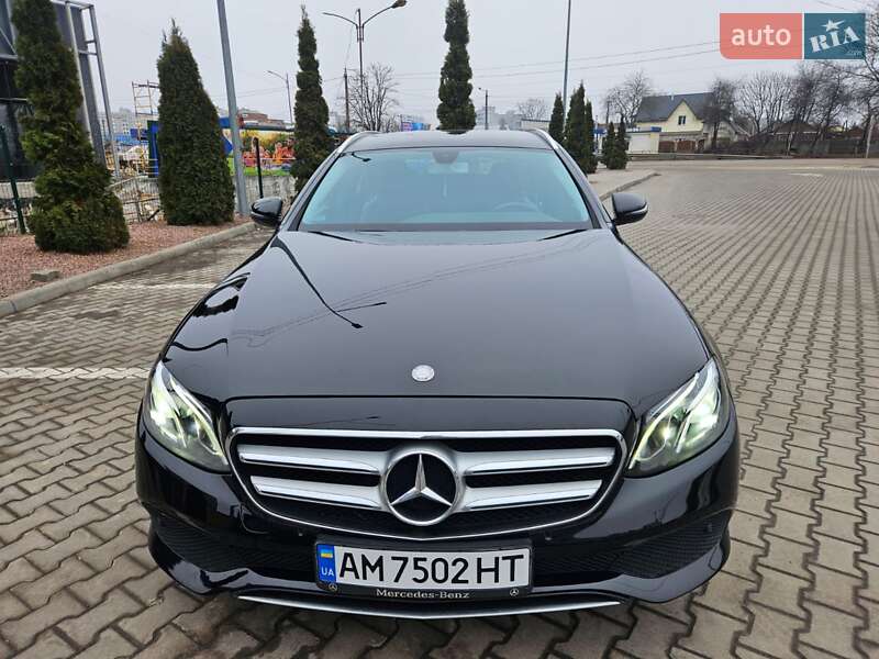 Универсал Mercedes-Benz E-Class 2016 в Житомире
