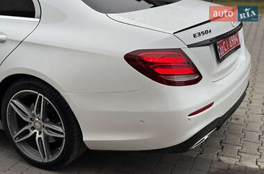 Седан Mercedes-Benz E-Class 2018 в 