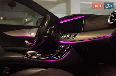 Седан Mercedes-Benz E-Class 2018 в 