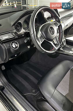 Седан Mercedes-Benz E-Class 2011 в 