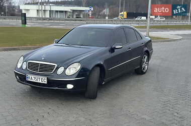 Седан Mercedes-Benz E-Class 2003 в 