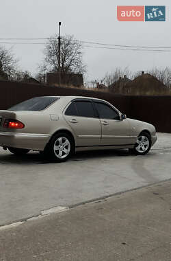 Седан Mercedes-Benz E-Class 1997 в 
