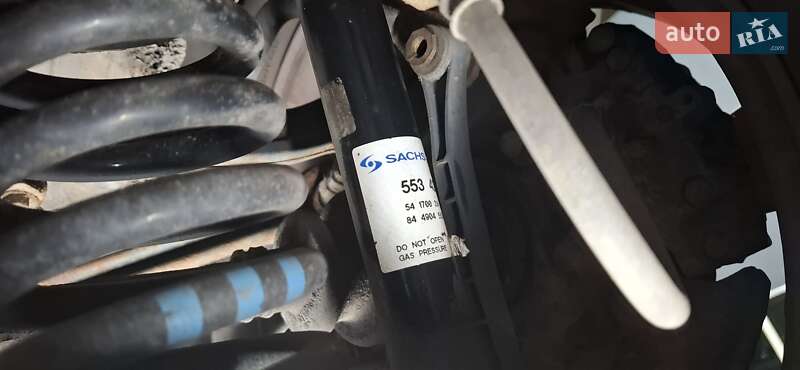 Седан Mercedes-Benz E-Class 2000 в Запоріжжі