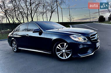 Седан Mercedes-Benz E-Class 2013 в 