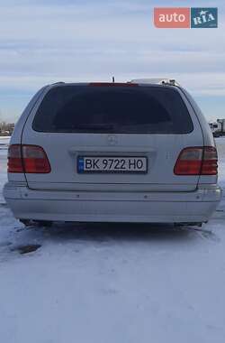 Універсал Mercedes-Benz E-Class 2001 в Каневі