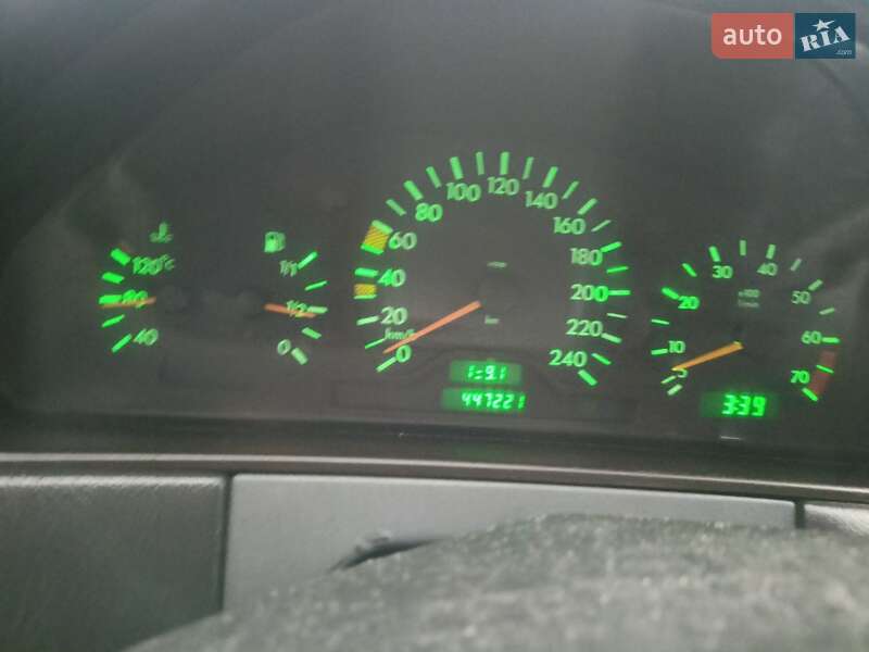 Седан Mercedes-Benz E-Class 1998 в Тернополе