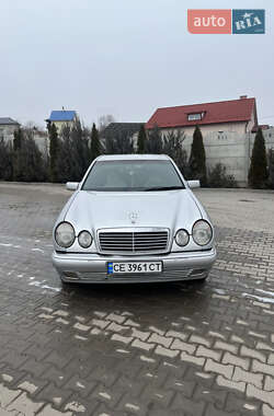 Седан Mercedes-Benz E-Class 1998 в Чернівцях