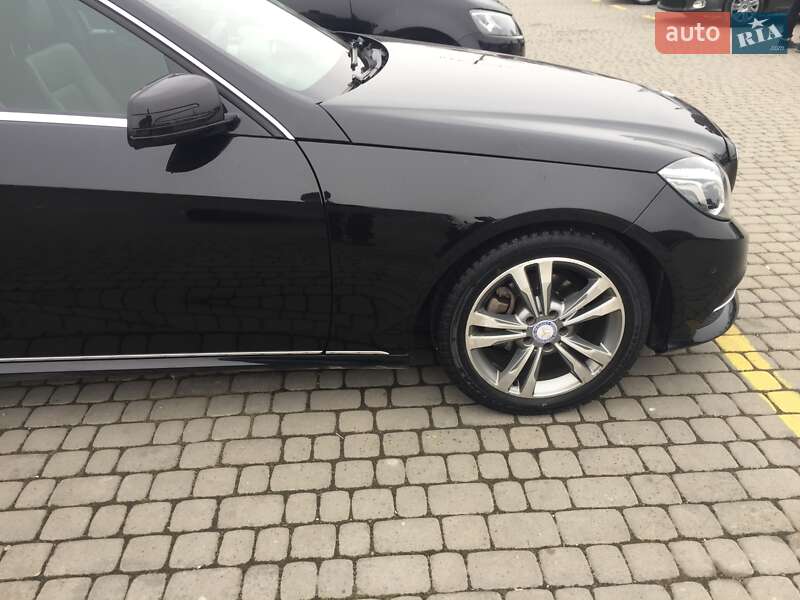 Седан Mercedes-Benz E-Class 2014 в Черновцах