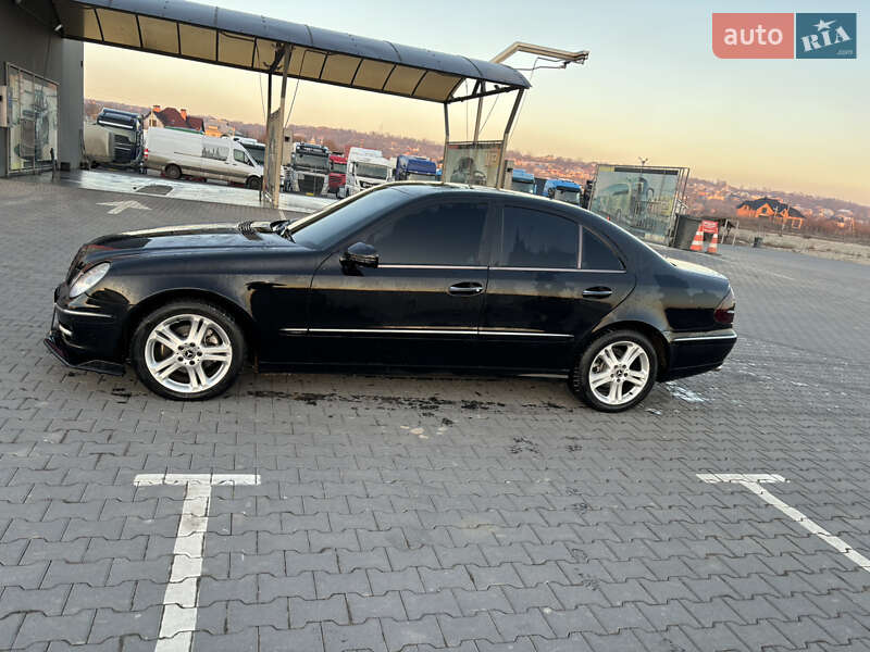 Седан Mercedes-Benz E-Class 2007 в Черновцах