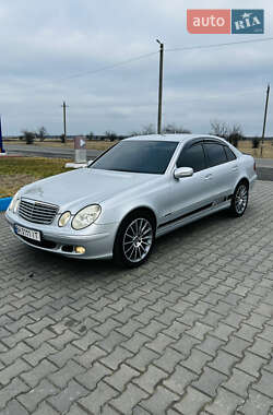 Седан Mercedes-Benz E-Class 2005 в Болграді