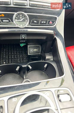 Купе Mercedes-Benz E-Class 2017 в 