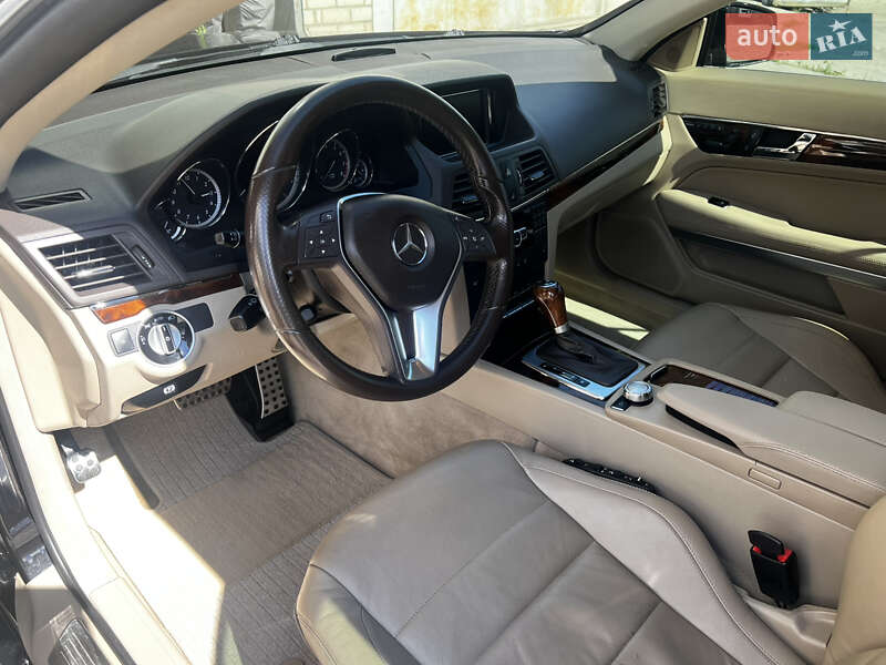 Купе Mercedes-Benz E-Class 2012 в Харькове
