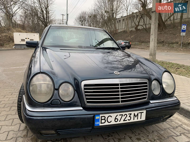 Седан Mercedes-Benz E-Class 1997 в Львові