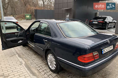 Седан Mercedes-Benz E-Class 1997 в Львові