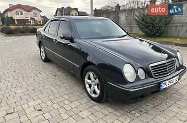 Седан Mercedes-Benz E-Class 1999 в Рівному