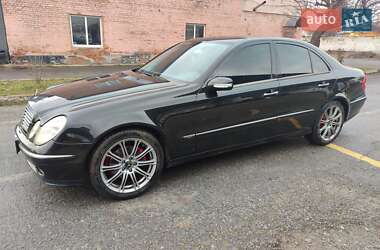 Седан Mercedes-Benz E-Class 2004 в 