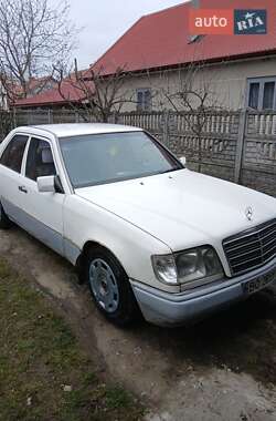 Седан Mercedes-Benz E-Class 1995 в Чорткове