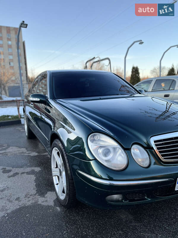Седан Mercedes-Benz E-Class 2002 в Виннице