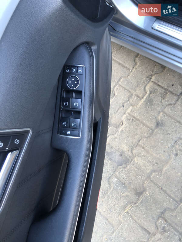 Універсал Mercedes-Benz E-Class 2010 в Сторожинці