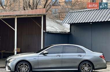 Седан Mercedes-Benz E-Class 2018 в Днепре