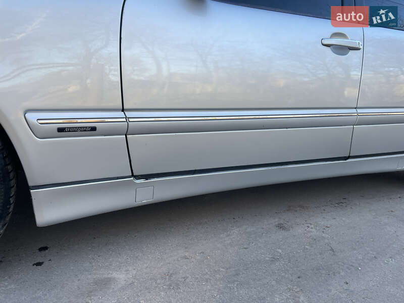 Седан Mercedes-Benz E-Class 2001 в Сокалі