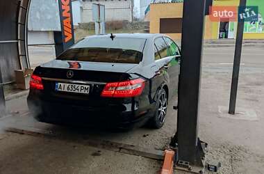 Седан Mercedes-Benz E-Class 2012 в Києві