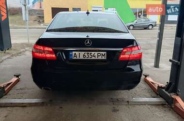 Седан Mercedes-Benz E-Class 2012 в Києві