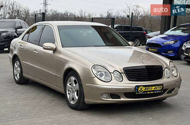 Седан Mercedes-Benz E-Class 2003 в Чернівцях