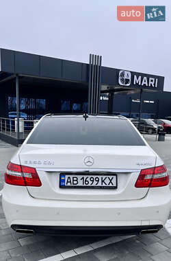 Седан Mercedes-Benz E-Class 2012 в Вінниці