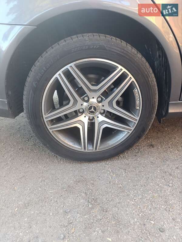 Седан Mercedes-Benz E-Class 2007 в Кременчуге