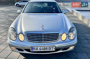 Седан Mercedes-Benz E-Class 2002 в Кременчуці